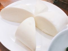 蒸老面馒头-延年酒店-延飨餐厅(延年文苑店)