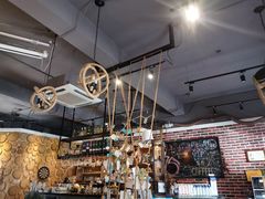 -初见咖啡(青大路店)