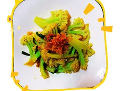 -臻爱住家月嫂育儿嫂(万达店)