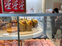 面包甜点陈列柜-好利来(七宝领展广场店)