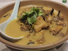 小鸡炖榛蘑-止观小馆·辽河口渔家菜(王府井店)