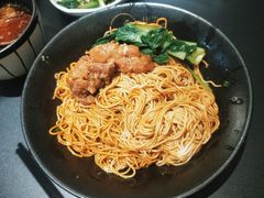 排骨酥肉面-贡梅老面馆·蟹粉面·无锡特色小吃(南长街主推店)