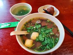 -佬钱湾仔(衣裳街店)