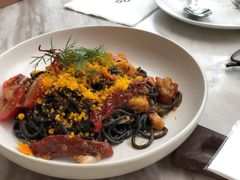 墨鱼汁海鲜香蒜意面-农畉LONFOOD(福田星河COCOPark店)