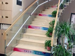 -丝念美发·专注烫染