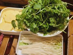 -快活林酸汤鱼鲜品火锅店(甲秀楼店)