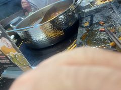 -鹿鸣山草本茶香火锅(园西路店)