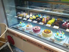 面包甜点陈列柜-KenGee仟吉(吉庆街店)