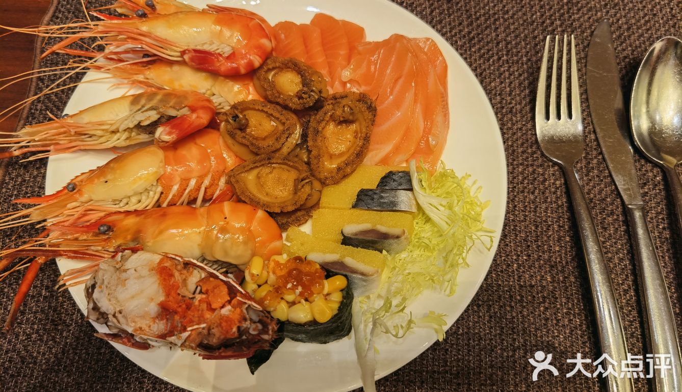 这夜只想喝酒，不想说话