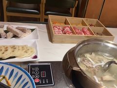 -喃喃椰·糟粕醋·椰子鸡火锅(七堡花园店)
