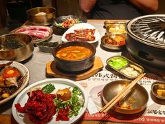 -草家酱蟹炭火烤肉店(珲春南路一店)