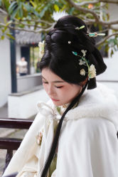 -一揽芳华汉服旗袍体验馆(拙政园店)