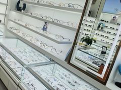 -精视达眼镜•专业儿童配镜中心(学府大道店)