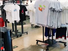 -NIKE上海青浦优选体验店