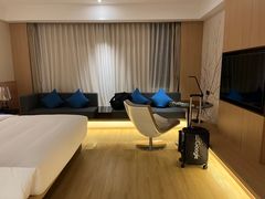-上海浦东中心万枫酒店