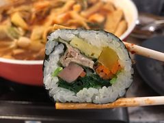 金枪鱼紫菜包饭-猫头鹰炸鸡