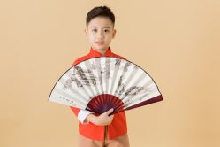 -小熊维尼高端儿童摄影(南山信和店)