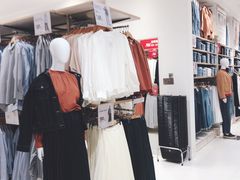 -优衣库(上海金桥国际商业广场店)