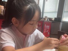-东方明珠·可口可乐欢乐餐厅