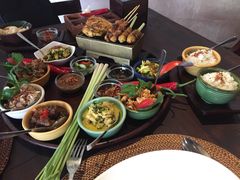 -DiAtas by Art Cafe Bumbu Bali