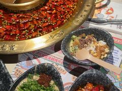 -哥老官重庆美蛙鱼头(西湖银泰十一哥店)