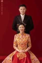 -喜爱高定婚纱摄影