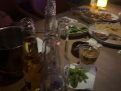 -FOUR PLAY BAR