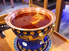 -毛辣果·贵州红酸汤牛肉火锅(西单店)