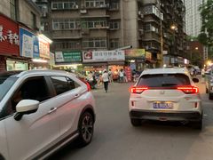 -小魏哥果仁烤面筋