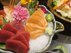 -山川小町·极番烧肉(新地假日广场店)