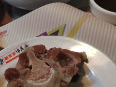 -益百岁牛尾汤(香山路店)
