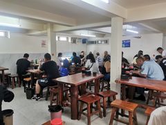 大堂-宝瑞门钉肉饼店