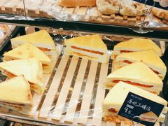 -琳琅烘焙蛋糕店(丽城店)