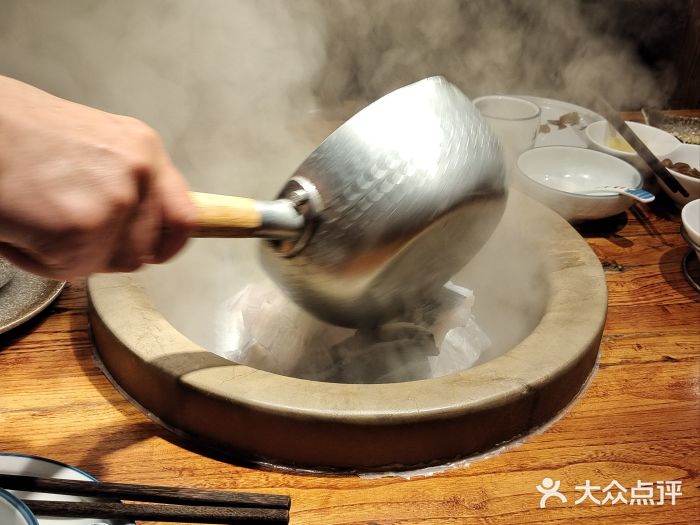 滇香肴·云南菜蒸汽石锅鱼(云南北路店)图片