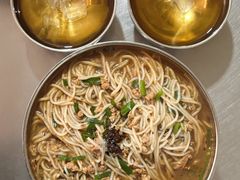 -正宗杨记普洱酸醋米线(总店)