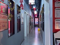 -COCO  BOMB国际流行音乐(爱琴海校区)