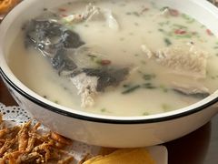 -美顺香食府鱼头老店(雪野湖店)