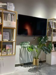 -肌芙初定制皮肤管理中心