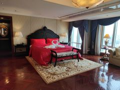 -广州富力丽思卡尔顿酒店