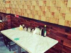 卡座-抖牛白塔牛肉粿条汤(水围店)