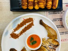 -花馬肆.云南过桥米线(汉神购物广场现场熬汤店)