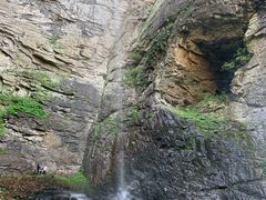 -燕子河大峡谷天坑仙境