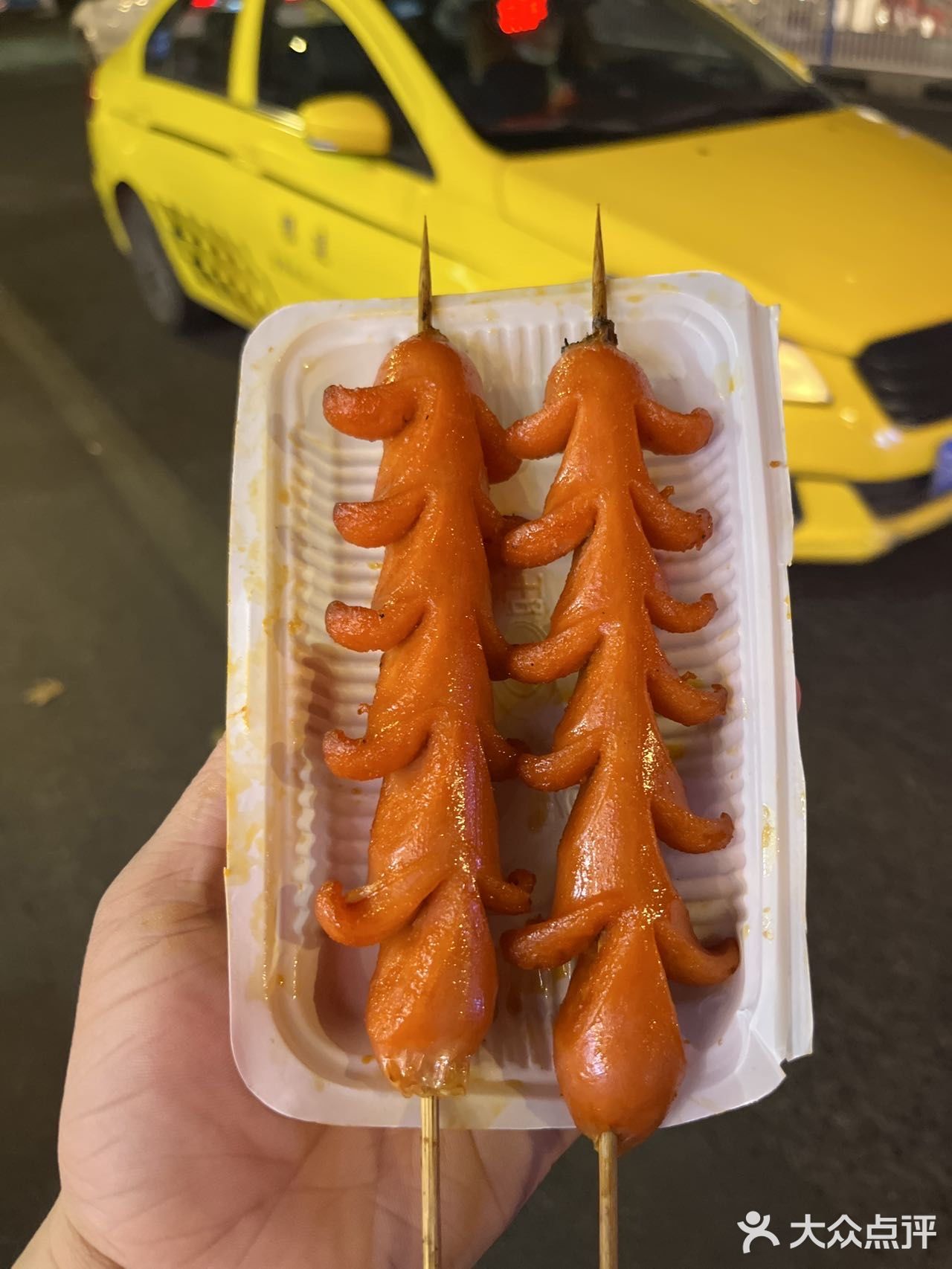重庆街边奥尔良烧烤摊，人均15r吃撑