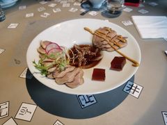 -穹六人间 people 6(岳阳路店)