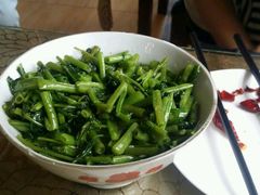 -独一佳老胡湘菜馆(矿山路店)