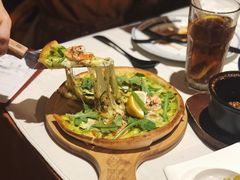 罗勒鲜虾大薄饼-俄士厨房(万松园店)