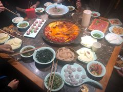 -红九格老火锅(三峡广场店)