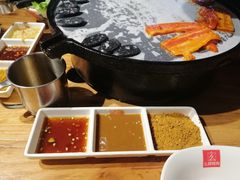 -么肆烤肉(汉街形象店)