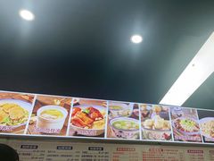 -明姨仔潮汕美食·碳炉猪脚·汕尾牛腩饭·起片鸡煲(起义路店)