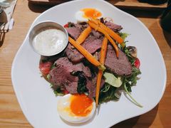 慢煮澳洲牛肉沙拉-HELLO 27 意面·沙拉·帕尼尼